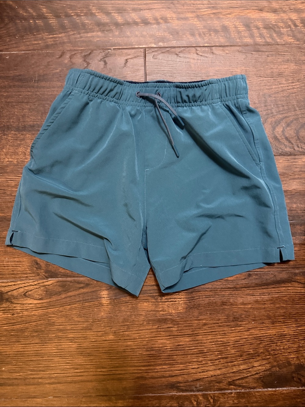 vineyard Vines Boy’ Elastic Waist Performance Shorts - Deep Teal